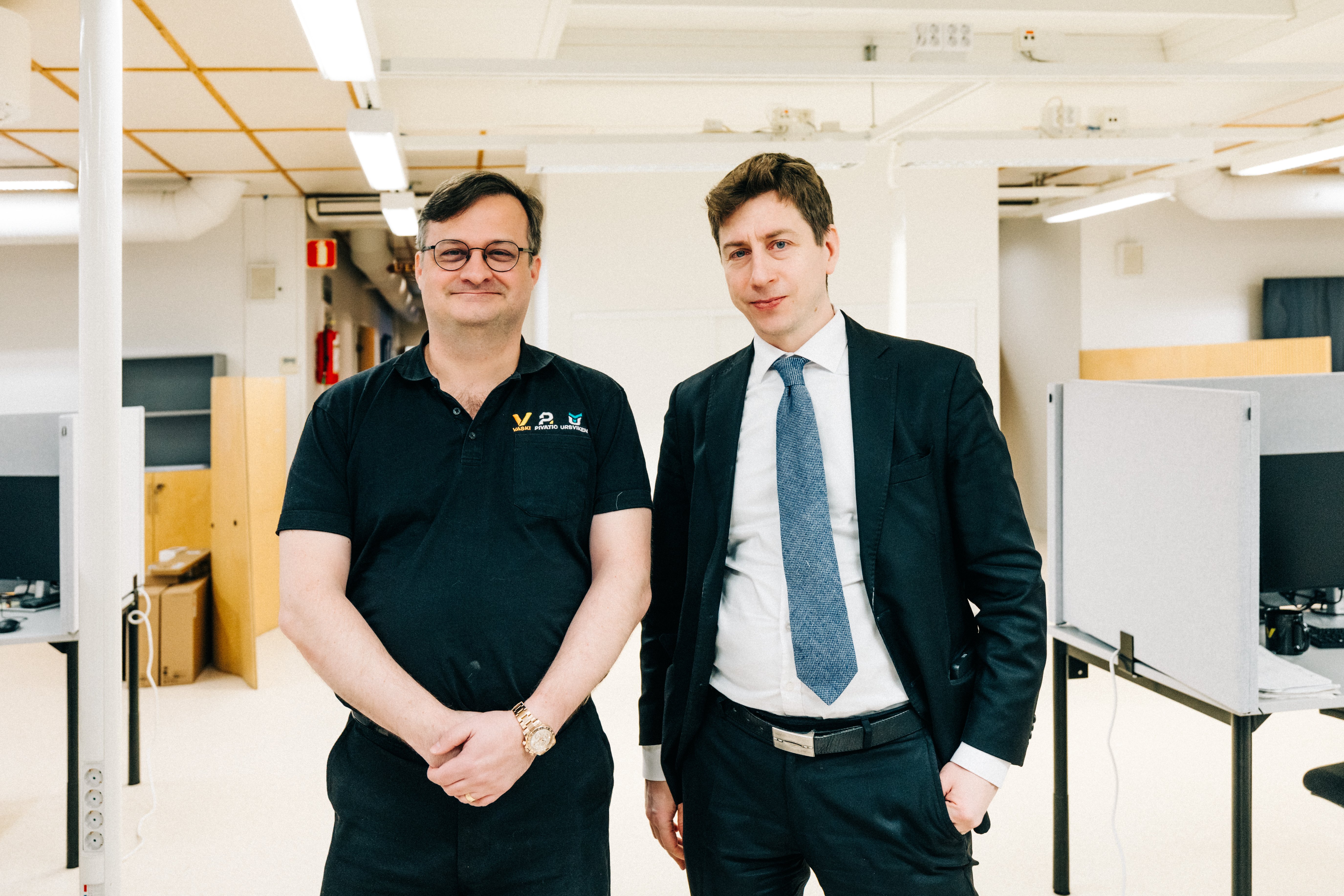 Sakari Puisto the Minister of Economic Affairs in Finland visits Vaski Group flat bar and sheet metal processing and automation machinery manufacturer 